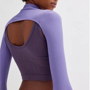 URBAN OUTFITTERS SHRUG